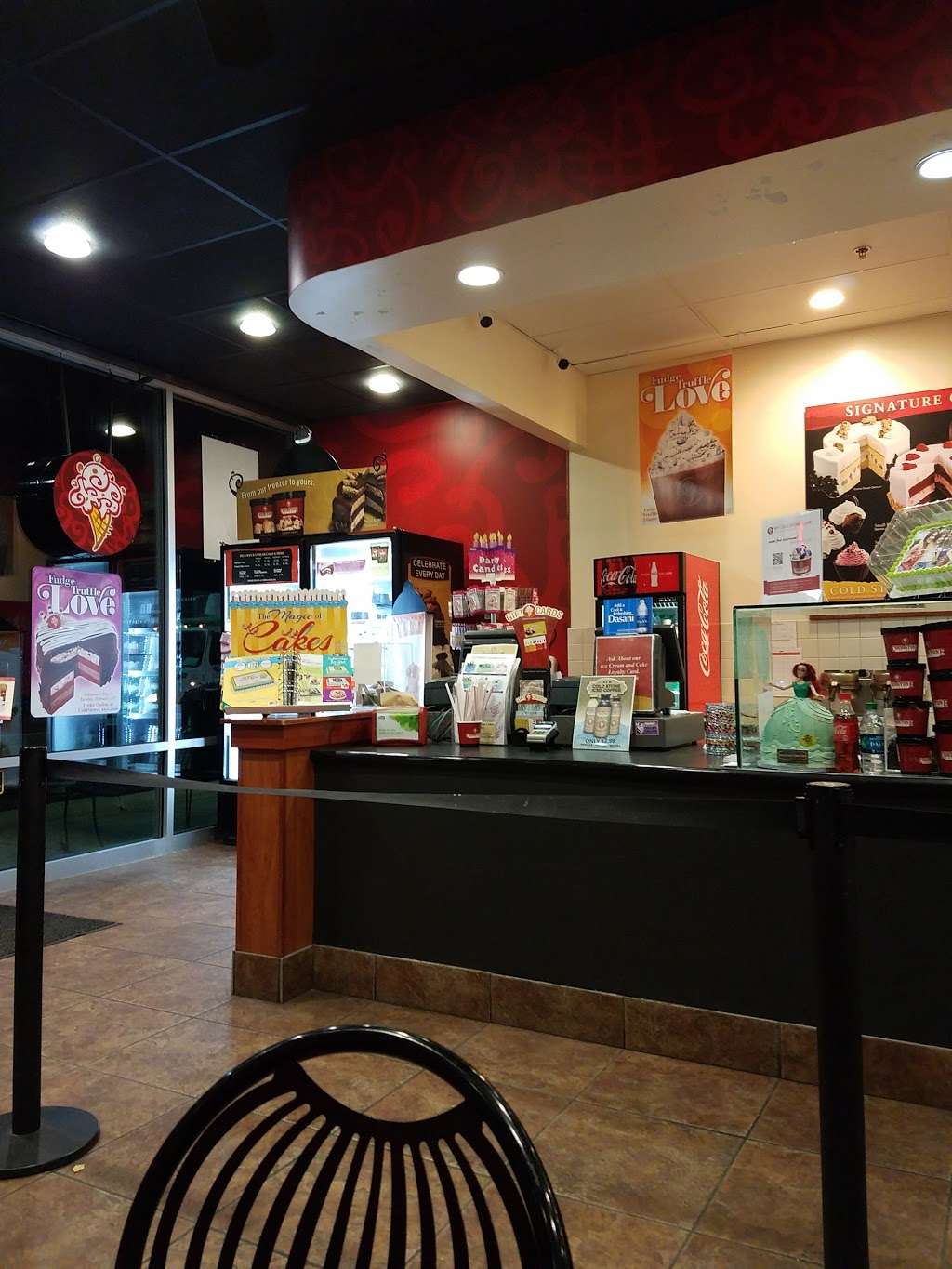 Cold Stone Creamery | 6631, 16527 W 159th St #107, Lockport, IL 60441, USA | Phone: (815) 838-3600