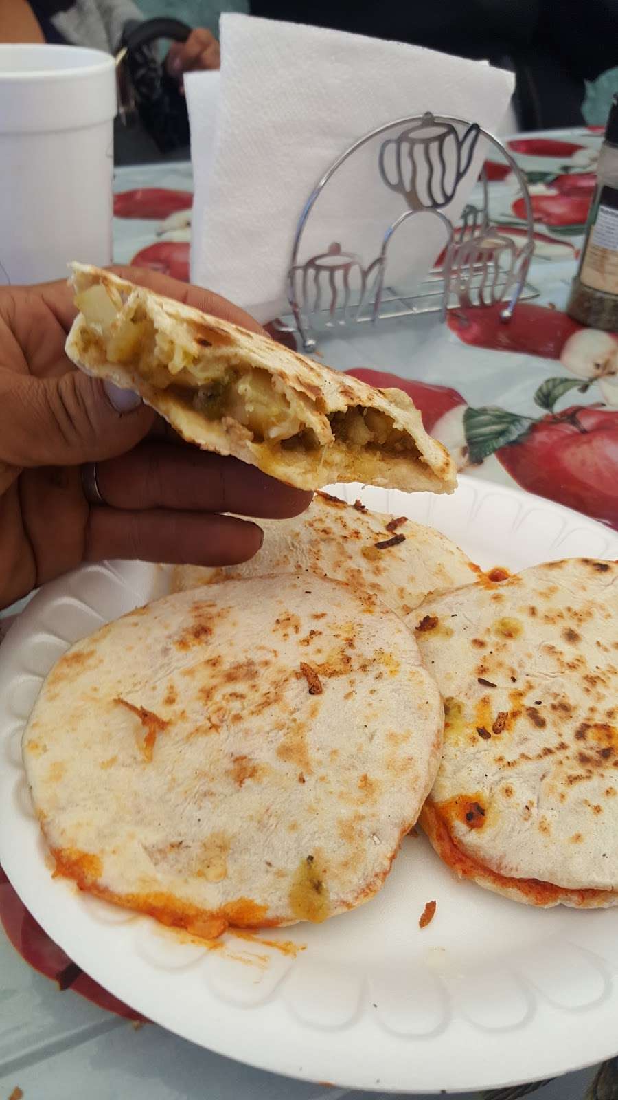 Gorditas Salcido | 9715 Vermont Ave, Los Angeles, CA 90044 | Phone: (323) 637-3674