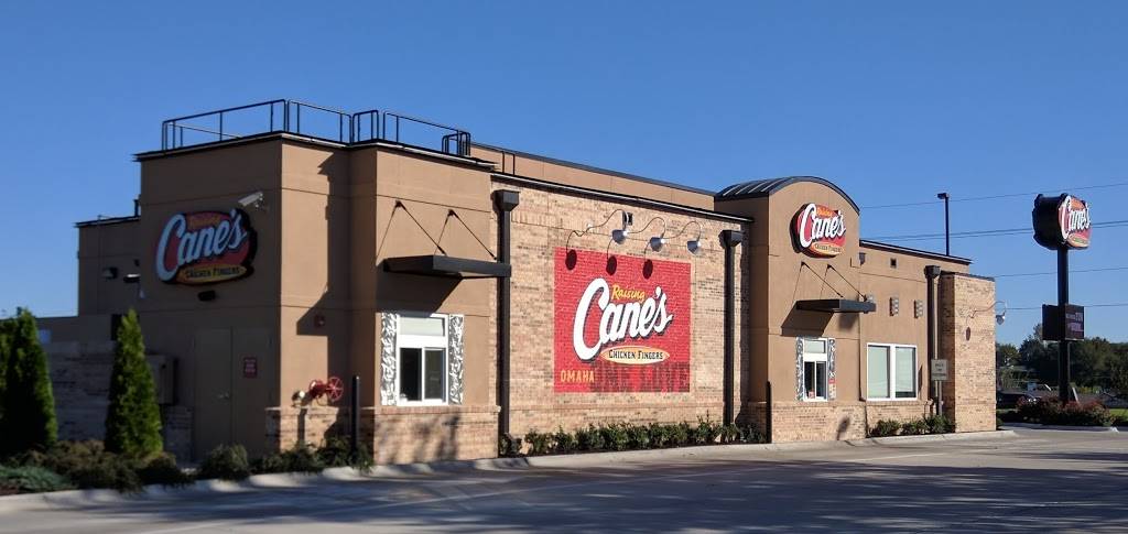 Raising Canes Chicken Fingers | 12930 W Maple Rd, Omaha, NE 68164 | Phone: (402) 496-5375