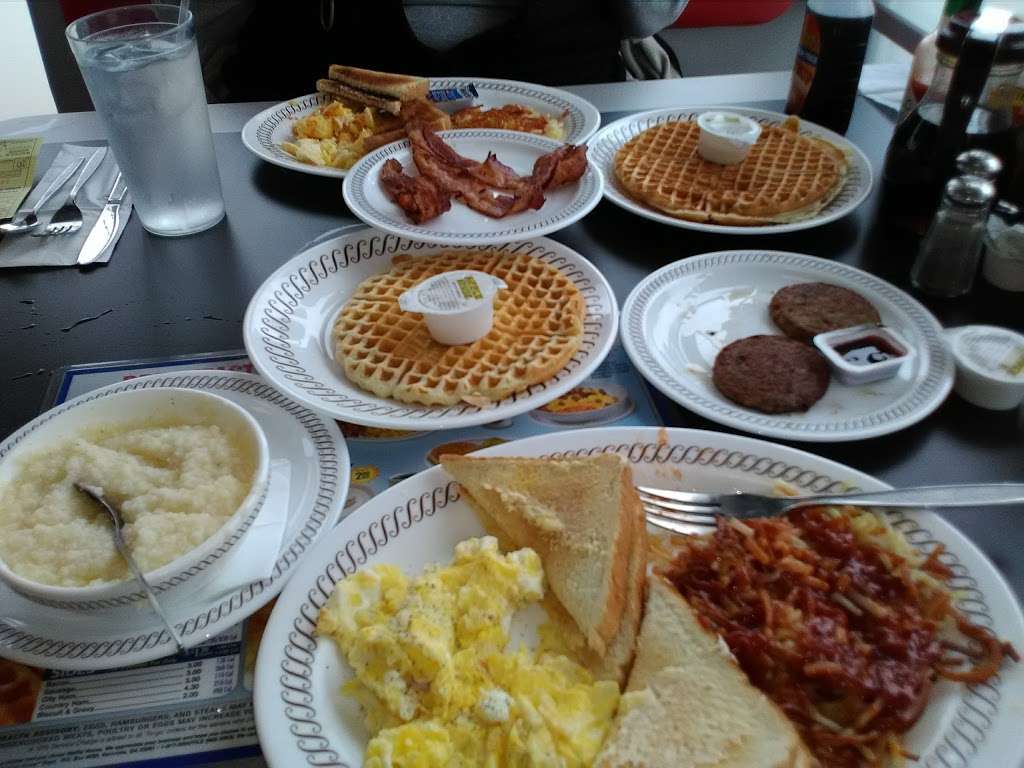 Waffle House | 635 Rankin Rd, Houston, TX 77073, USA | Phone: (281) 713-0128