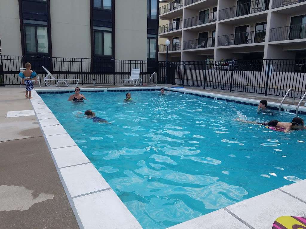 Saint Tropez Condominium | 7 81st St, Ocean City, MD 21842, USA | Phone: (410) 524-6301