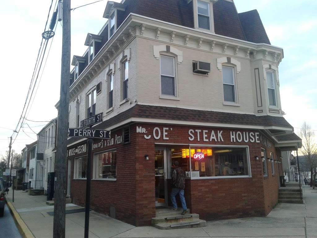 Mr Joes Steak House & Restaurant | 200 S 4th St, Columbia, PA 17512, USA | Phone: (717) 684-5738