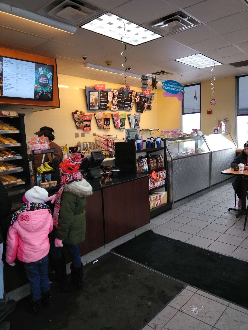 Dunkin Donuts | 5600 W 16th St, Cicero, IL 60804, USA | Phone: (708) 780-9330