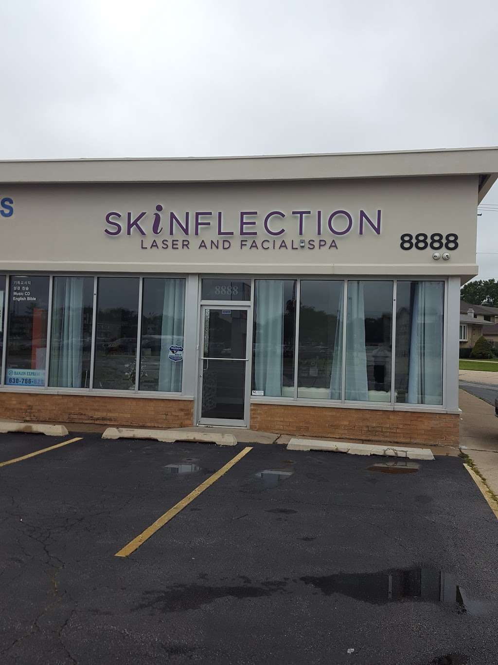 Skinflection Spa | 8888 N Milwaukee Ave, Niles, IL 60714, USA | Phone: (847) 376-8053