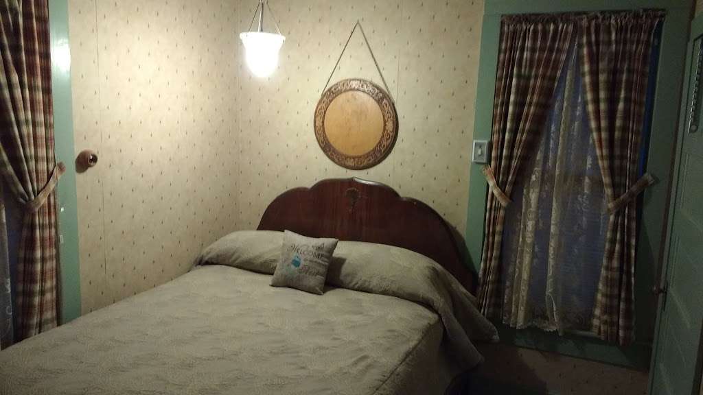 Gilded Pine Meadows Bed and Breakfast | 861 Big Horn Dr, Estes Park, CO 80517, USA | Phone: (970) 586-2124