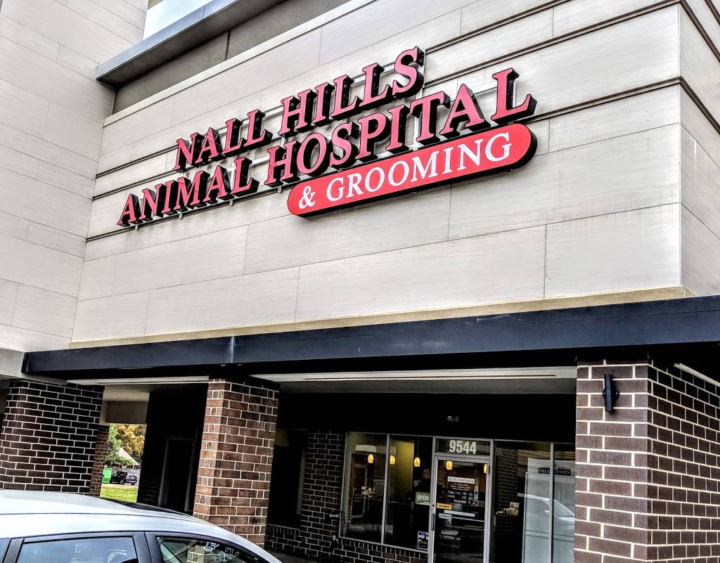 Nall Hills Animal Hospital and Grooming | 9544 Nall Ave, Overland Park, KS 66207, USA | Phone: (913) 341-8836