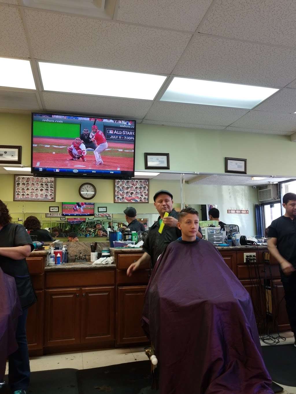 Mannys Barbershop | 14840 W Magnolia Blvd, Sherman Oaks, CA 91403, USA | Phone: (818) 501-3568