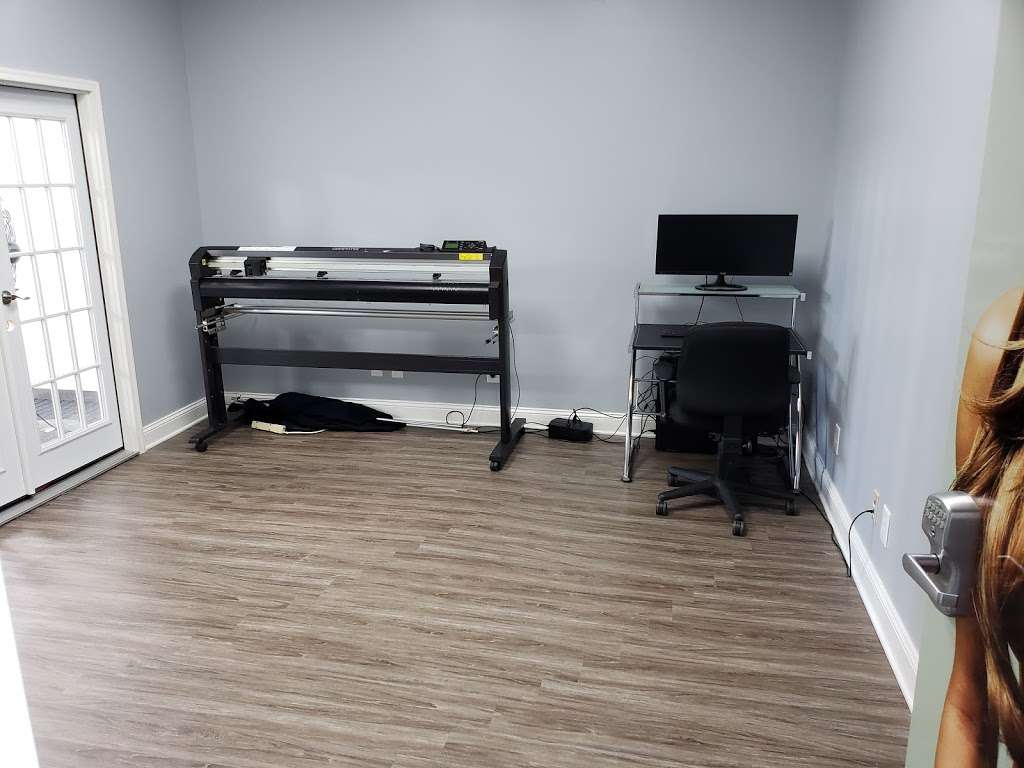 Dont Drive Naked Westfield | 17408 Tiller Ct #1100, Westfield, IN 46074, USA | Phone: (317) 399-7710