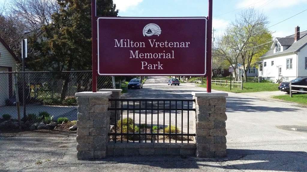 Milton Vretenar Memorial Park | 4230 S Kirkwood Ave, St Francis, WI 53235, USA