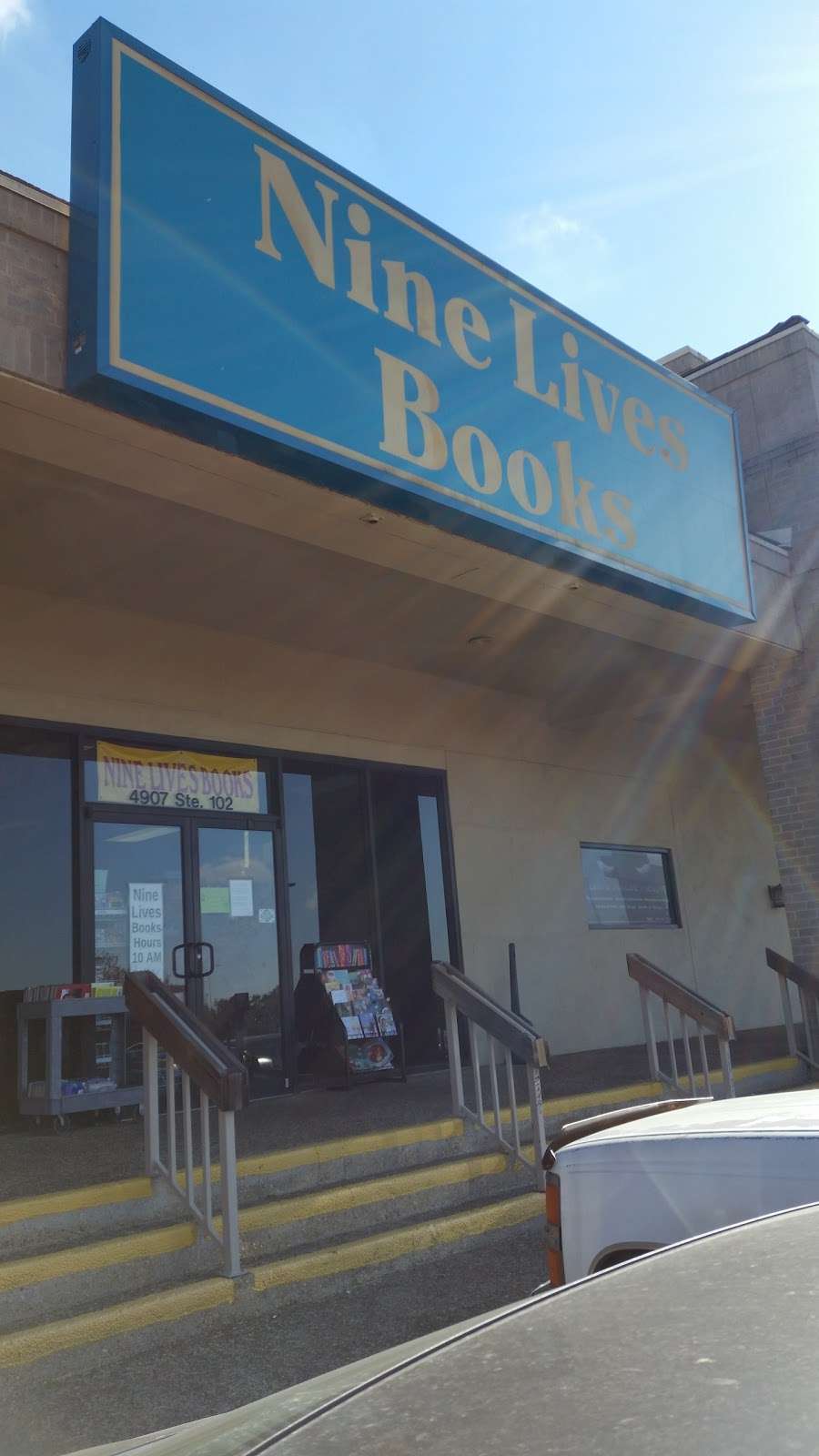 Nine Lives Books | 4907 Northwest Loop 410 #102, San Antonio, TX 78229, USA | Phone: (210) 647-5656