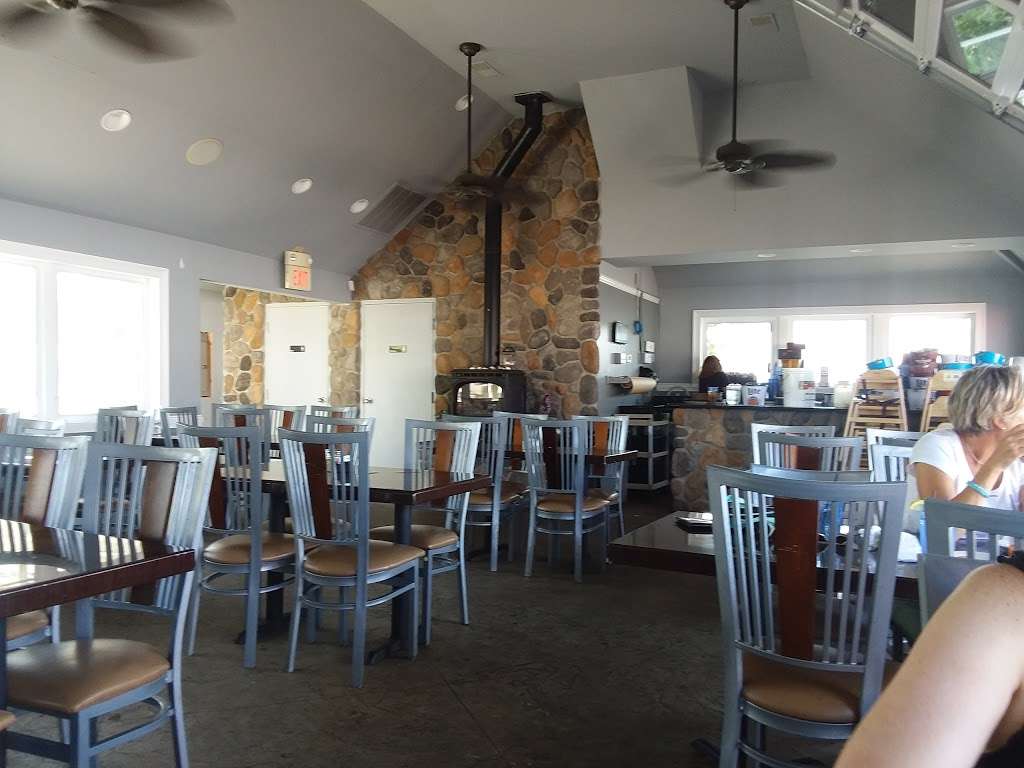 Skippers Pier Restaurant & Dock Bar | 6158 Drum Point Rd, Deale, MD 20751, USA | Phone: (410) 867-7110