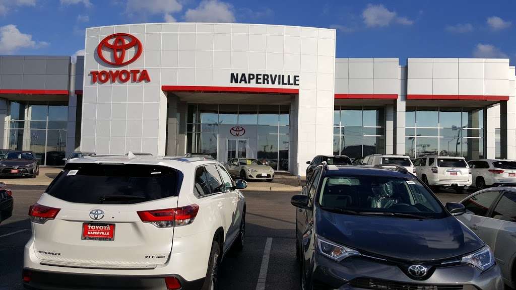 Toyota of Naperville | 1488 Ogden Ave, Naperville, IL 60540 | Phone: (630) 357-1578