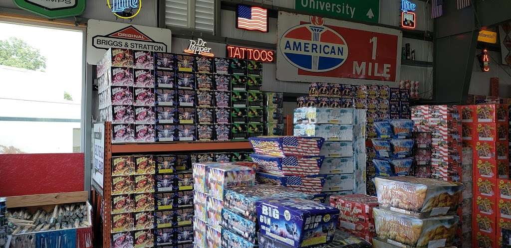 Boomtown USA Fireworks | 3800 W Lincoln Hwy, Merrillville, IN 46410, USA | Phone: (219) 947-3800