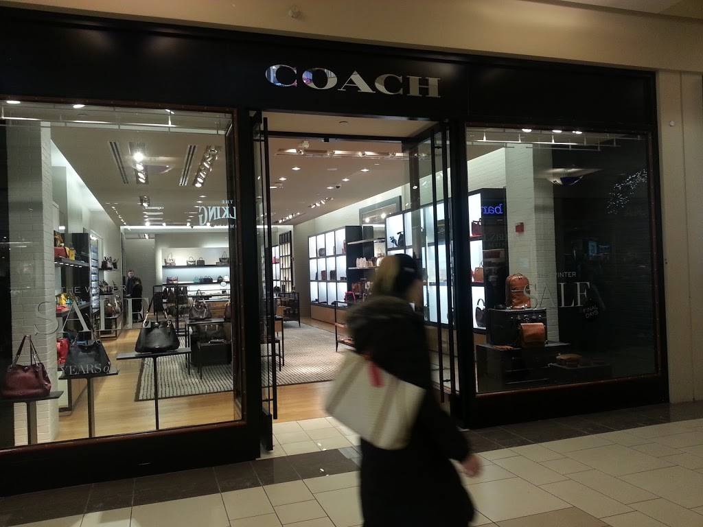 Coach | 432 Orland Square Dr #D07A, Orland Park, IL 60462, USA | Phone: (708) 349-1053