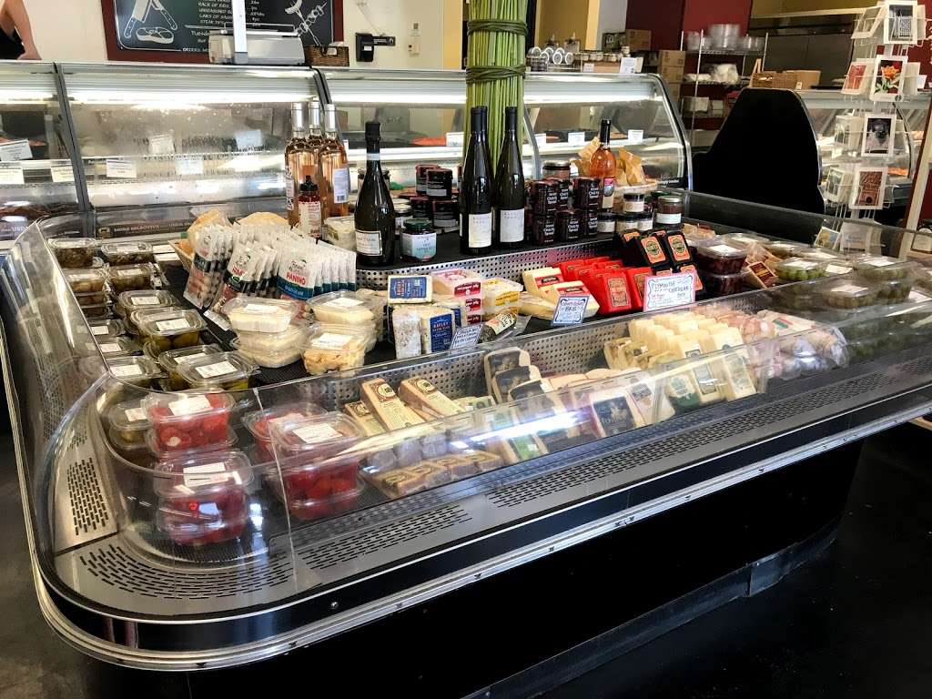 Bucciarellis Butcher Shop & Deli | 147 Bridge Rd, Salisbury, MA 01952, USA | Phone: (978) 518-3131