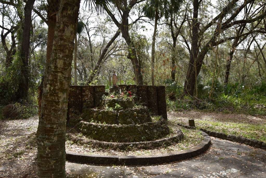 Saint Anne Shrine | 1207 St Anne Shrine Rd, Lake Wales, FL 33898, USA