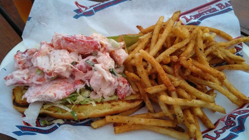 Jordan Lobster Farms | 1 Pettit Pl, Island Park, NY 11558, USA | Phone: (516) 889-3314