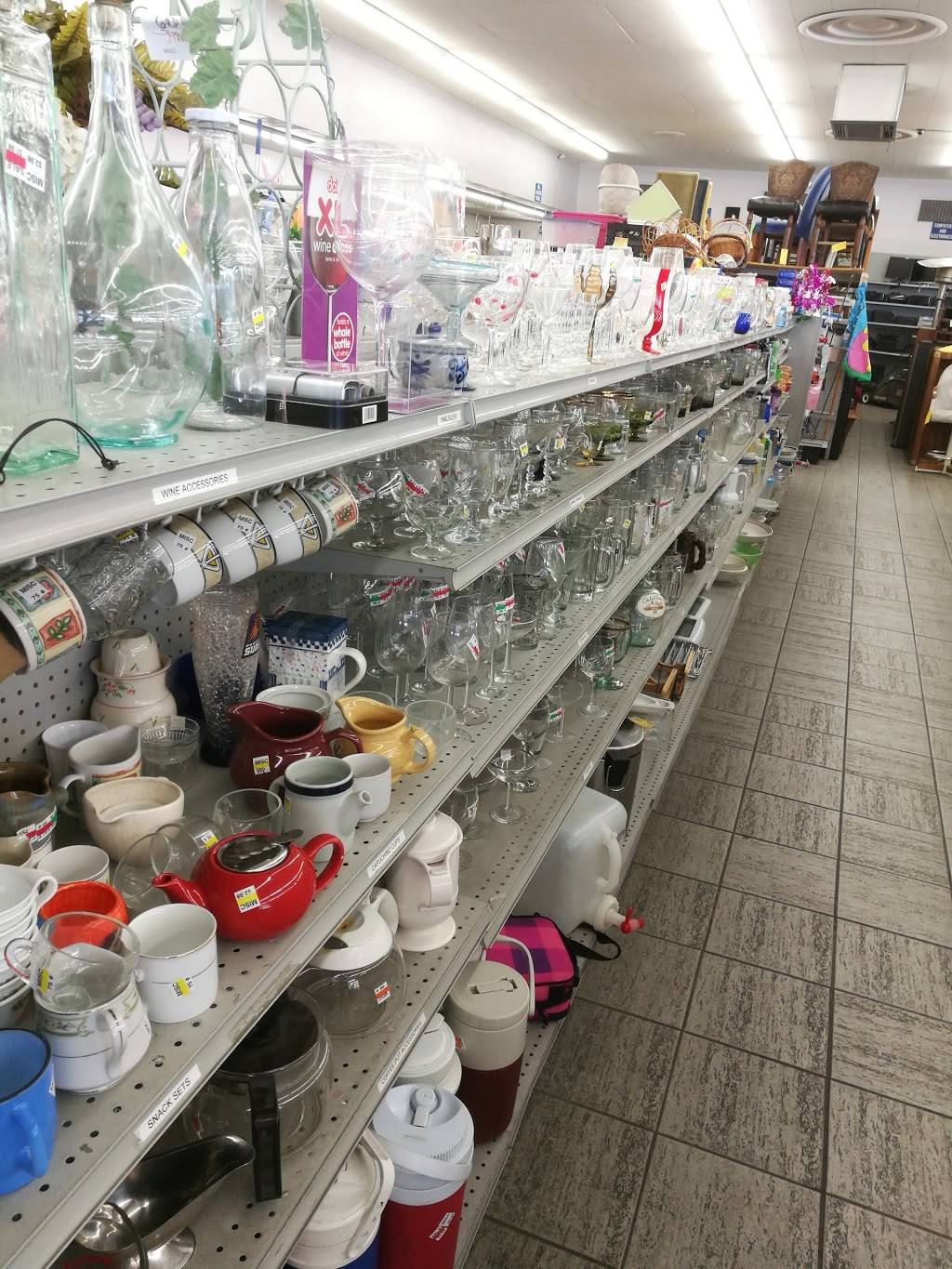 Mesa Thrift Store | 1018 W Main St, Mesa, AZ 85201, USA | Phone: (480) 890-2287