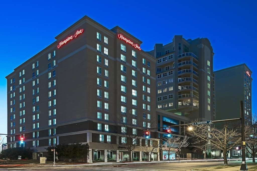 Hampton Inn Charlotte-Uptown | 530 E Martin Luther King Jr Blvd, Charlotte, NC 28202, USA | Phone: (704) 373-0917