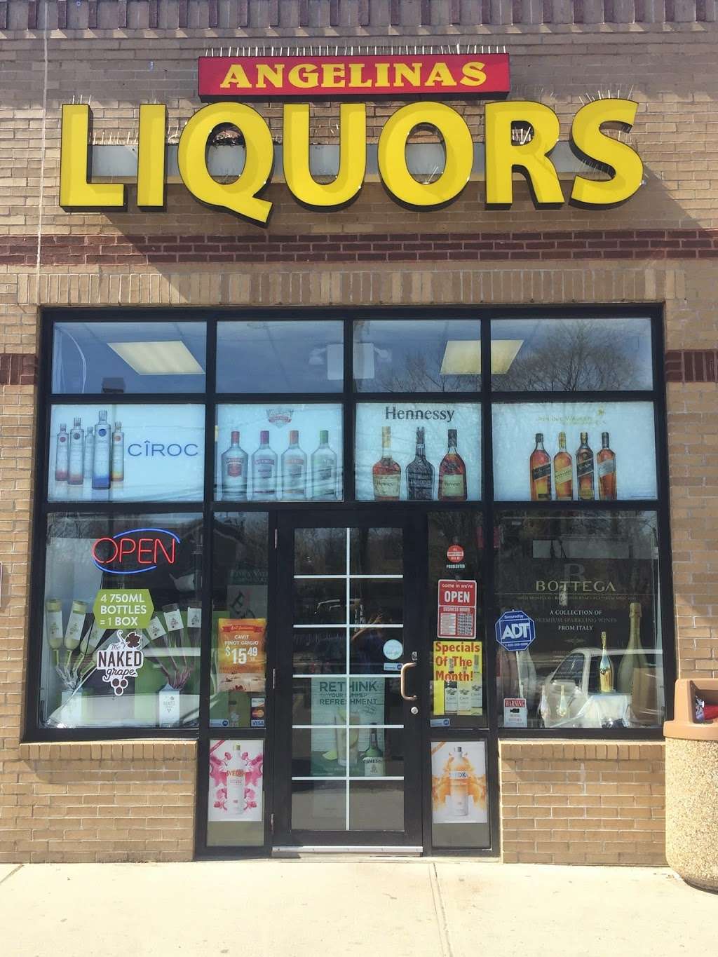 Angelina Liquors | 247 Broadway, Huntington, NY 11743, USA | Phone: (631) 912-2389