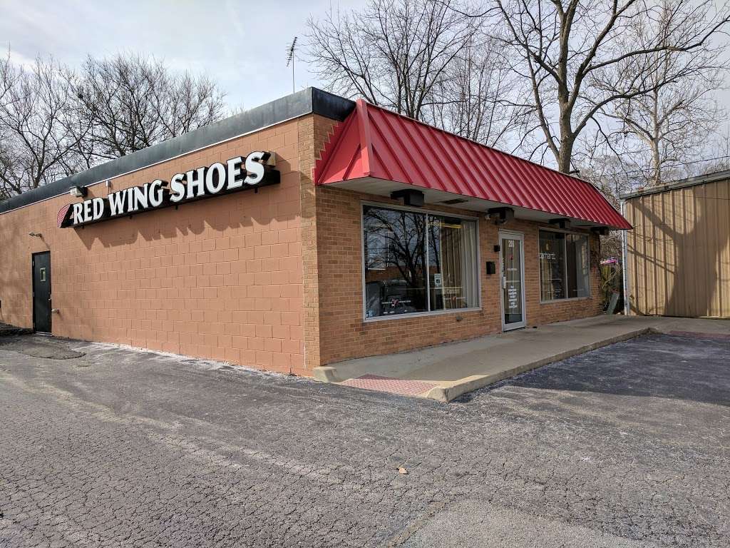 Red Wing | 208 E Maple St Route 30, New Lenox, IL 60451 | Phone: (815) 462-9510