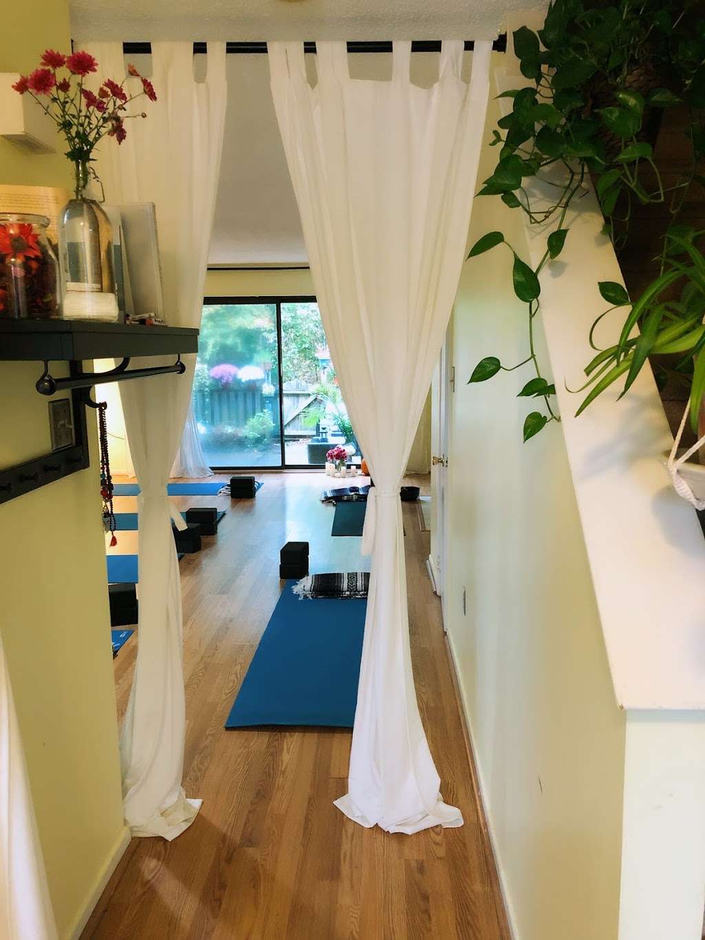 YogaVirtues | 84 Hampshire Dr, Plainsboro Township, NJ 08536, USA | Phone: (609) 945-2299