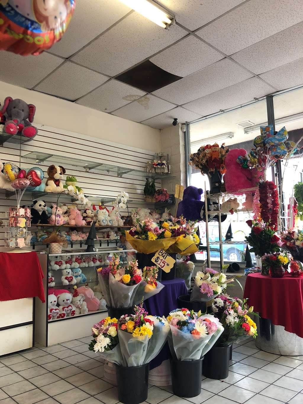 Kaceys Flower Shop | 8129 Arroyo Dr, Rosemead, CA 91770, USA | Phone: (323) 801-3381