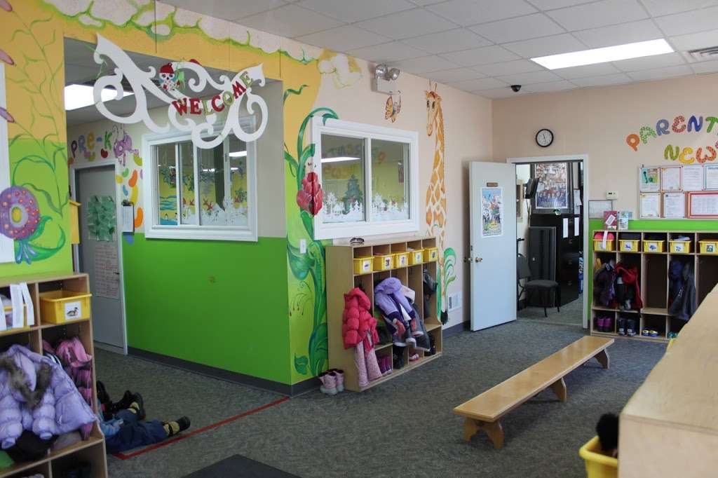 Childrens Land Learning Center at Glenview | 222 Greenwood, Glenview, IL 60025 | Phone: (847) 955-1125
