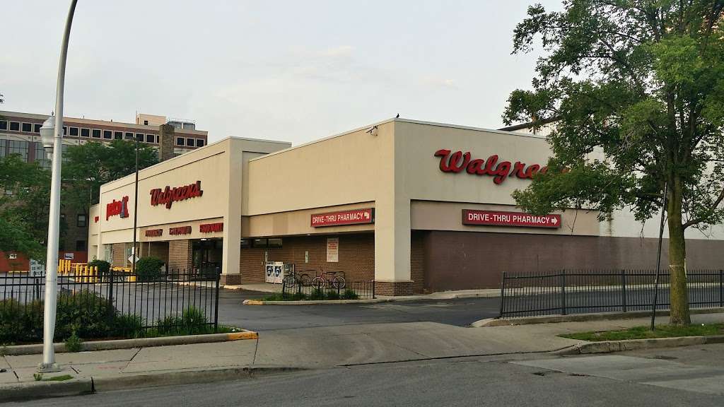 Walgreens | 3046 N Halsted St, Chicago, IL 60657, USA | Phone: (773) 325-0413