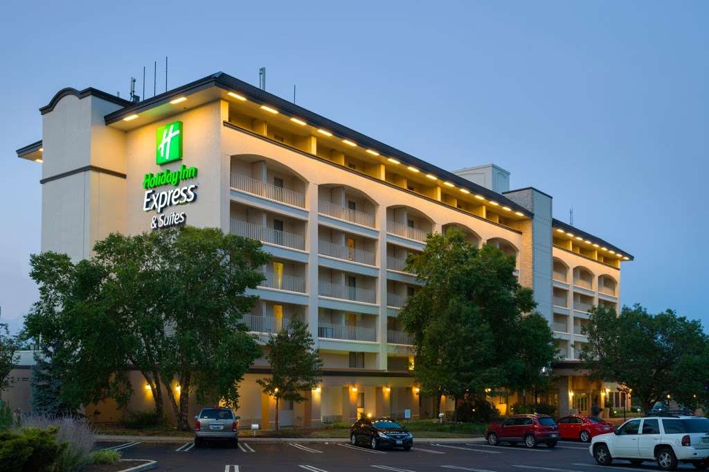 Holiday Inn Express & Suites King Of Prussia | 260 N Gulph Rd, King of Prussia, PA 19406 | Phone: (610) 768-9500