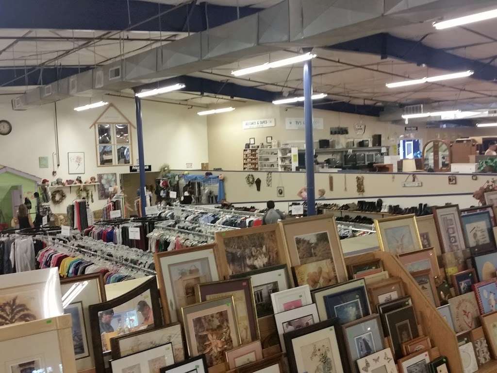 Loveland Habitat For Humanity ReStore | 5250 N Garfield Ave, Loveland, CO 80538, USA | Phone: (970) 669-7343