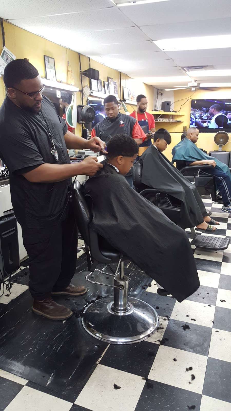 Major Cutz | 250 Hwy 67, Cedar Hill, TX 75104, USA | Phone: (972) 293-7484