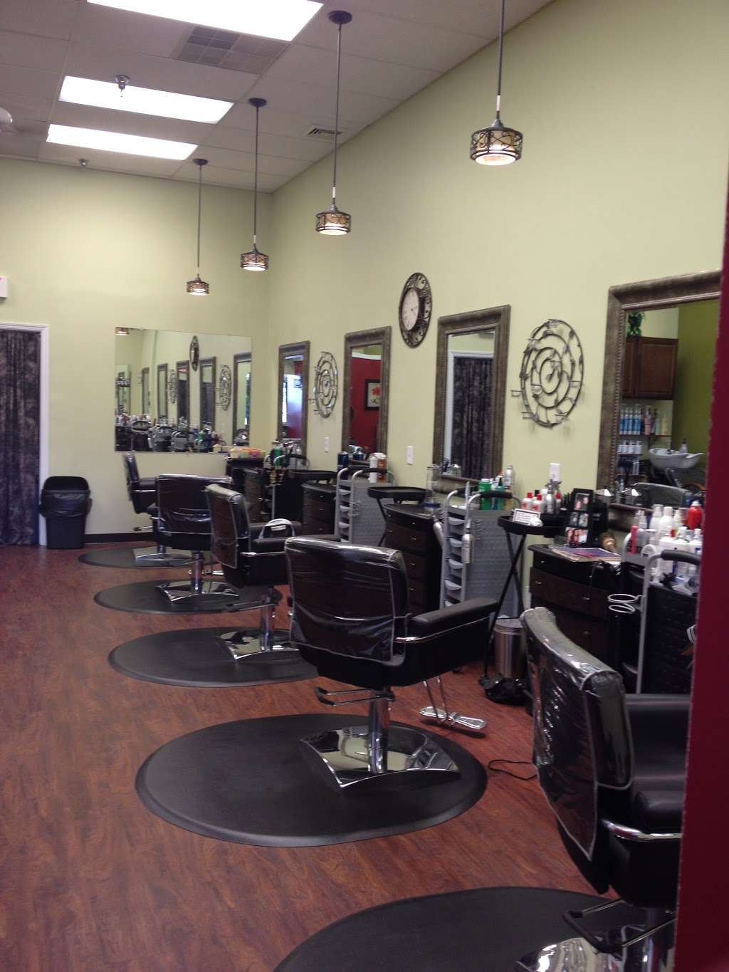 A Cut Above Salon LLC | 160 Lawrenceville Pennington Rd Suite #17, Lawrence Township, NJ 08648, USA | Phone: (609) 896-2500