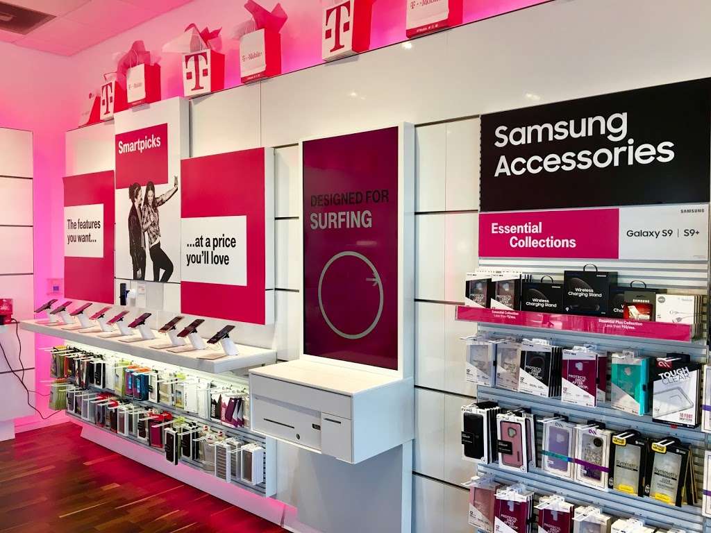 T-Mobile | 4830 Wilson Rd Ste 200, Humble, TX 77396 | Phone: (281) 441-1732