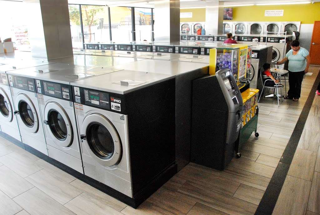 Rio Laundromat | 3845 E 3rd St, Los Angeles, CA 90063, USA | Phone: (818) 600-2355