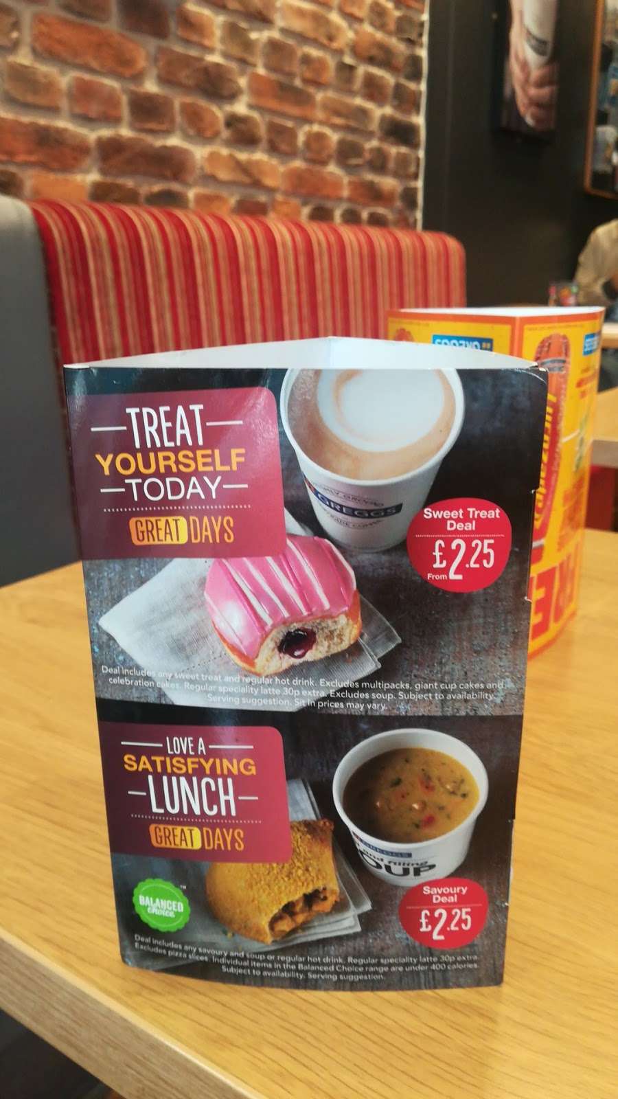 Greggs | 312 Clapham Rd, London SW9 9AE, UK | Phone: 020 7622 3091