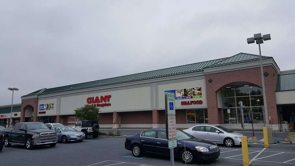 GIANT Food Stores | 4320 N 5th Street Hwy, Temple, PA 19560, USA | Phone: (610) 939-2640