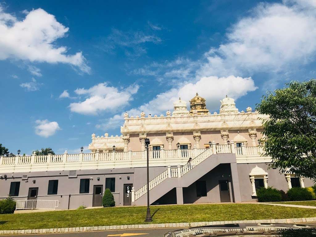 Bridgewater Balaji Temple | 1 Balaji Temple Dr, Bridgewater, NJ 08807, USA | Phone: (908) 725-4477