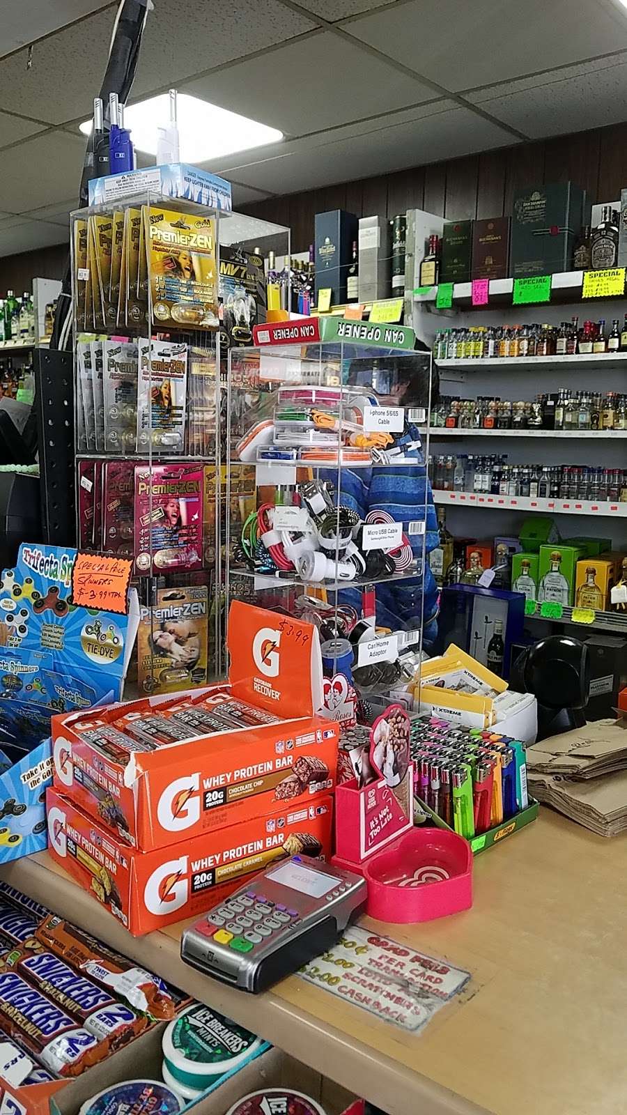 Liquor Land | 11440 Santa Gertrudes Ave, Whittier, CA 90604 | Phone: (562) 943-8298