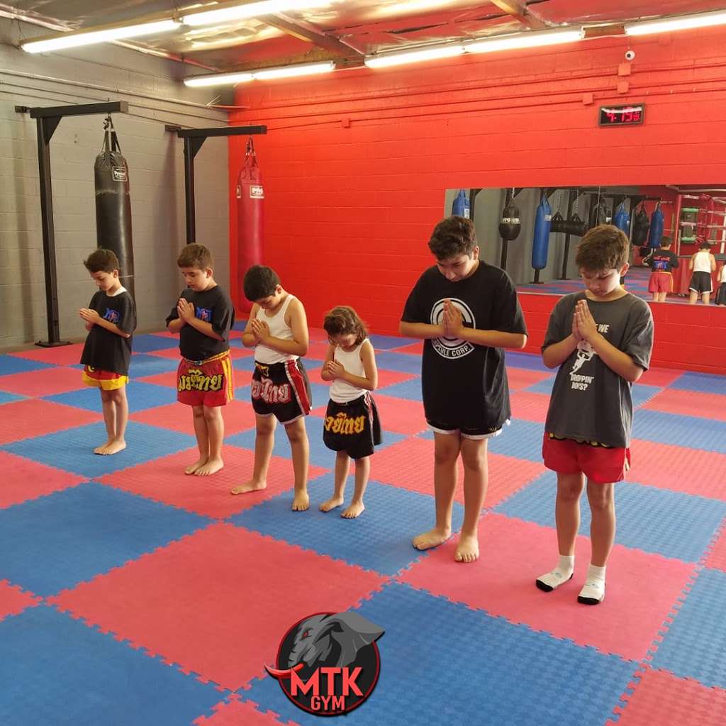 Muay Thai Kickboxing Gym | 7405 Bellaire Ave, North Hollywood, CA 91605, USA | Phone: (818) 982-2790