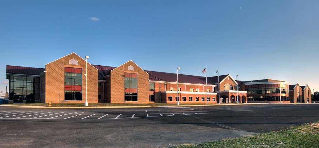 Smyrna High School | 500 Duck Creek Pkwy, Smyrna, DE 19977, USA | Phone: (302) 653-8581