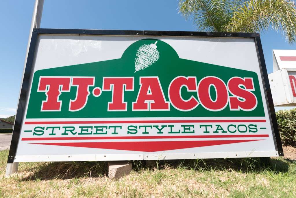 TJ Tacos | 802 E Valley Pkwy, Escondido, CA 92025, USA | Phone: (760) 294-7511