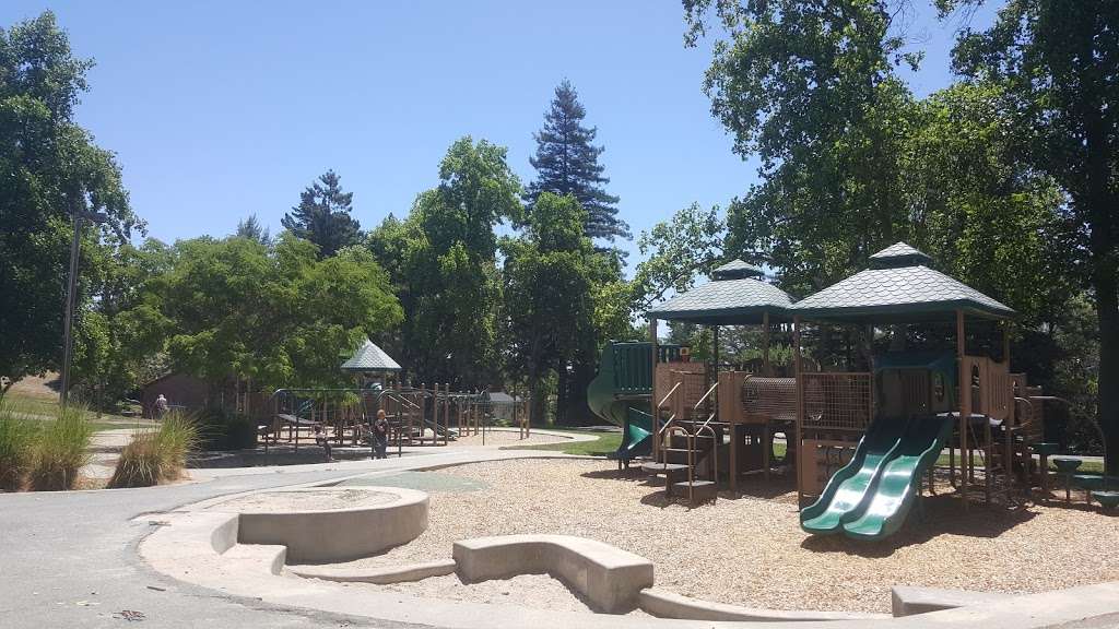 Golden Hills Park | Bernice Ln & Blue Ridge Dr, Martinez, CA 94553, USA | Phone: (925) 372-3510