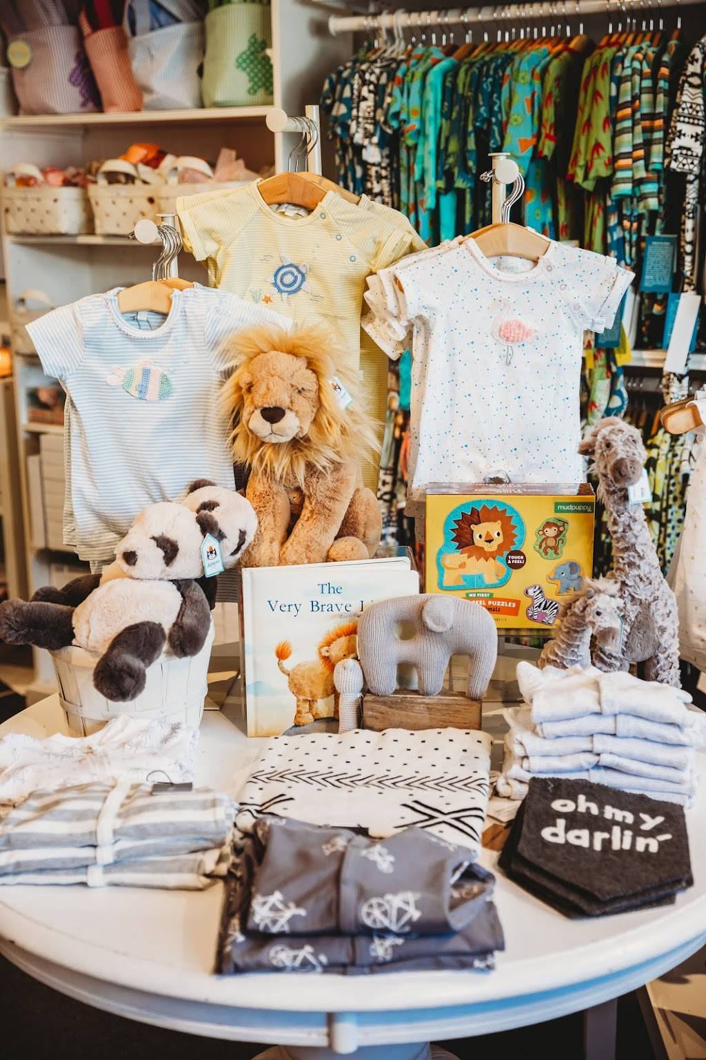 Magpies Childrens Shoppe | 6019 TN-100, Nashville, TN 37205, USA | Phone: (615) 997-3851