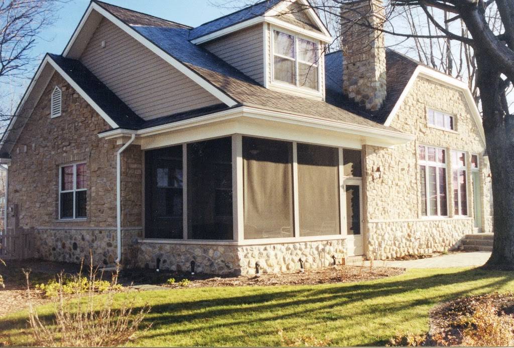 Rain Guard Seamless Guttering | 3696 N Wells St, Fort Wayne, IN 46808, USA | Phone: (260) 496-9939