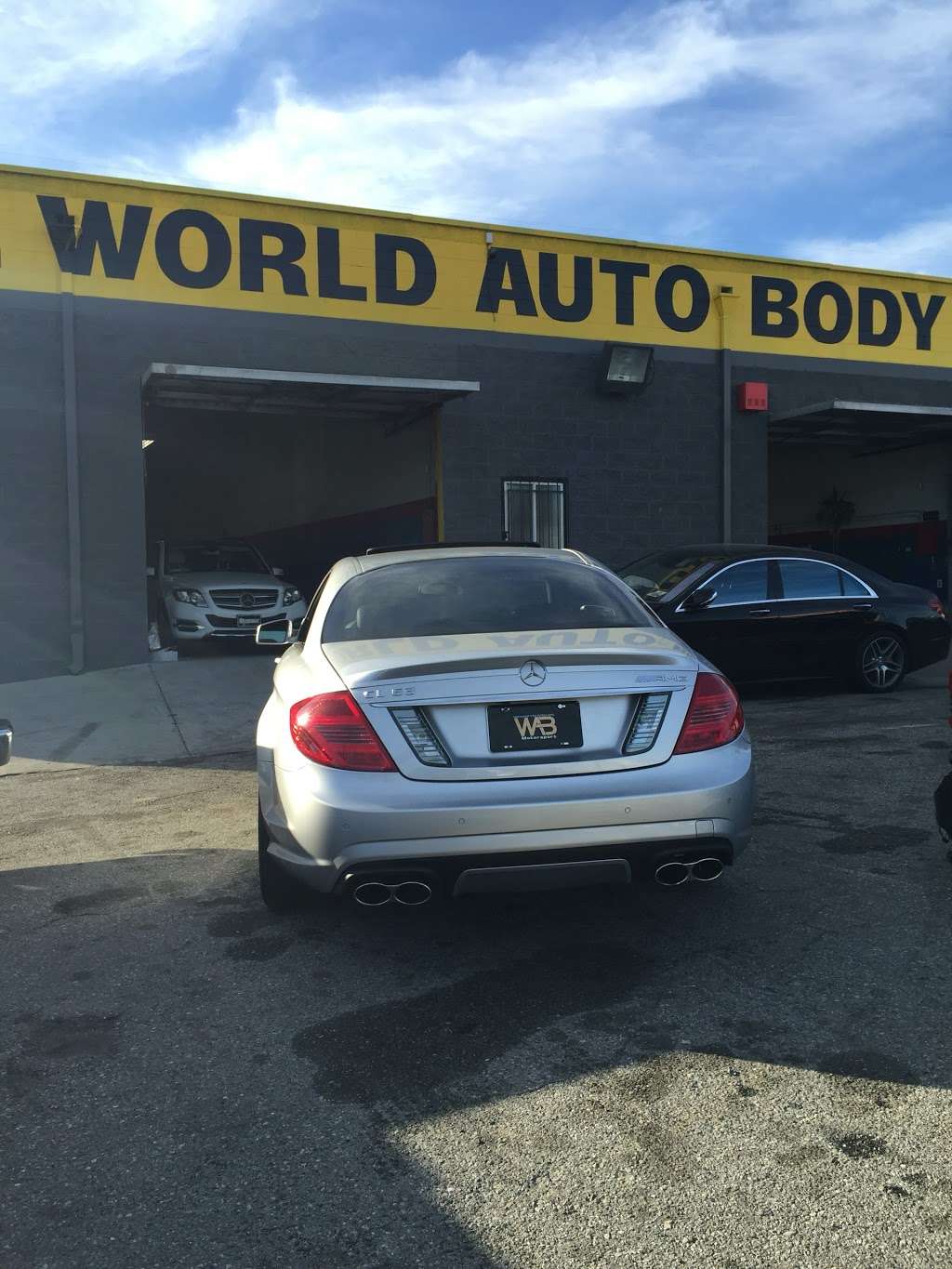 World Auto Body & Paint Center | 1199 South La Brea Ave, Los Angeles, CA 90019, USA | Phone: (323) 931-9399