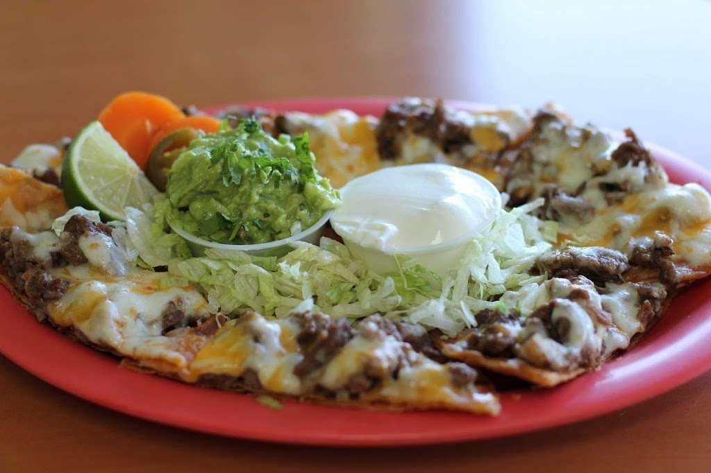 El Famous Burrito | 1165 Bloomingdale Rd, Glendale Heights, IL 60139, USA | Phone: (630) 682-5882