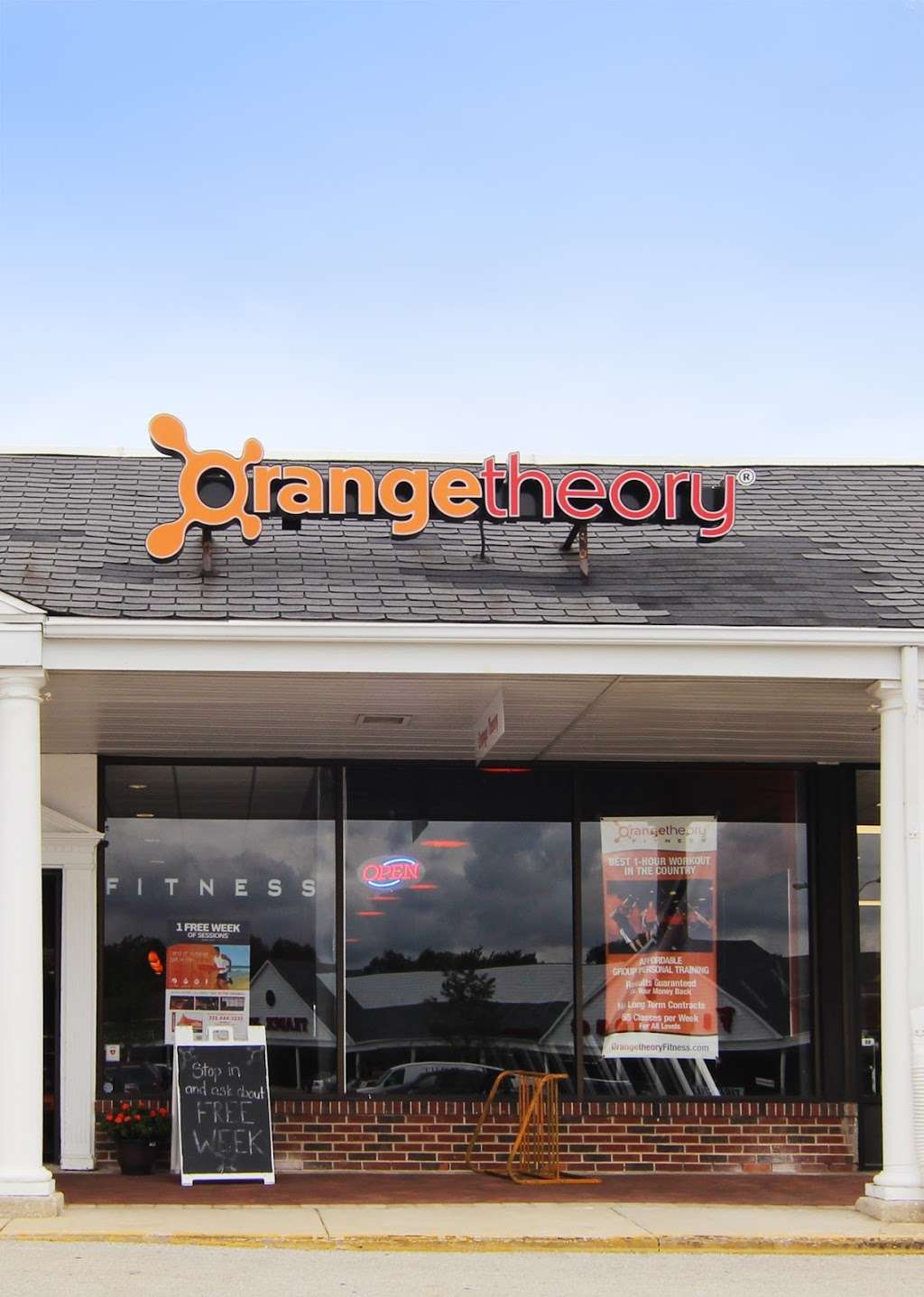 Orange Theory Fitness | 24 W Gartner Rd Ste. 112, Naperville, IL 60540, USA | Phone: (331) 444-3232