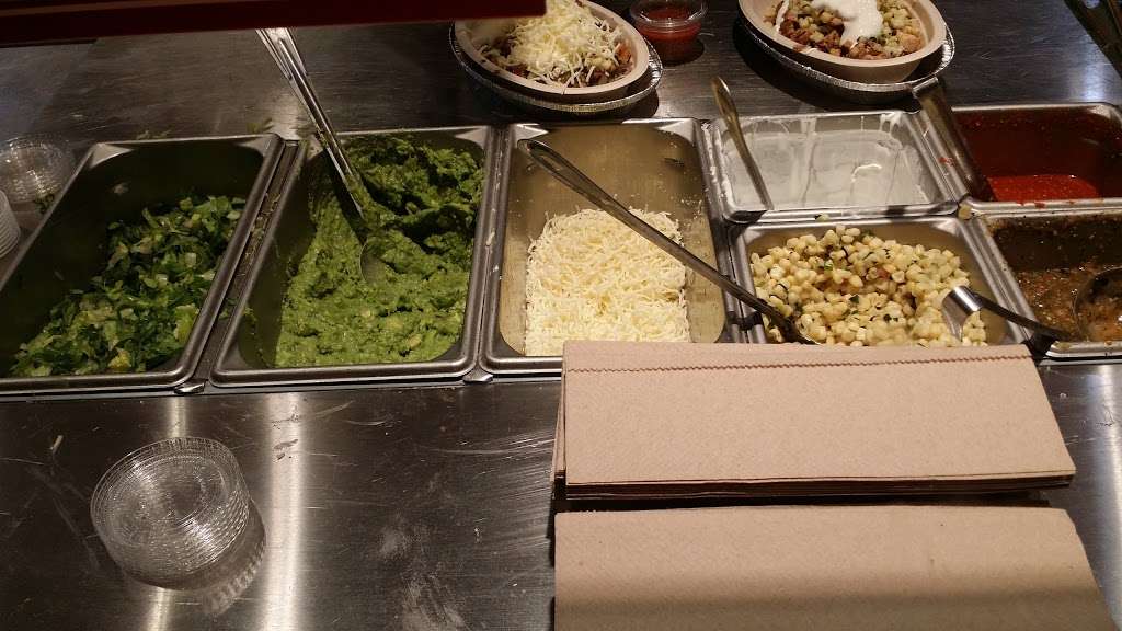 Chipotle Mexican Grill | 22379 El Toro Rd, Lake Forest, CA 92630, USA | Phone: (949) 830-9091