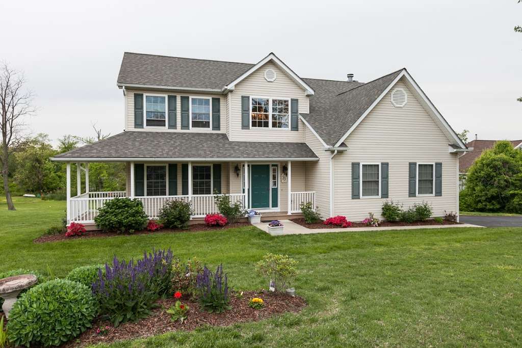 Chesapeake Real Estate Associates | 2201 Main St # 1, Chester, MD 21619, USA | Phone: (410) 643-4663